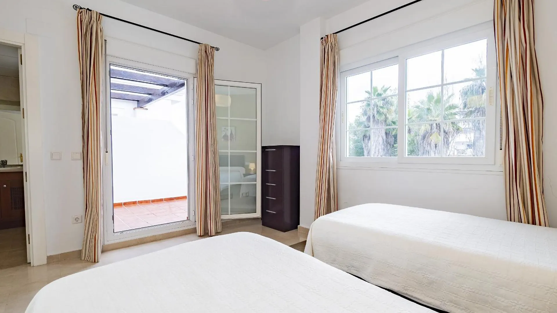 Cubo'S Duplex Mami Lauro Golf Apartment Alhaurin de la Torre 0*,  Spain