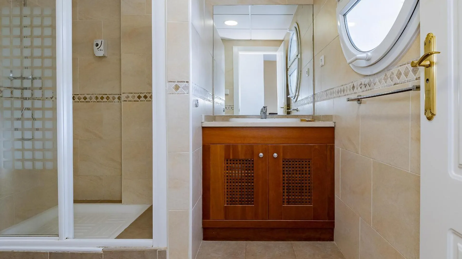 Cubo'S Duplex Mami Lauro Golf Apartment Alhaurin de la Torre 0*,  Spain